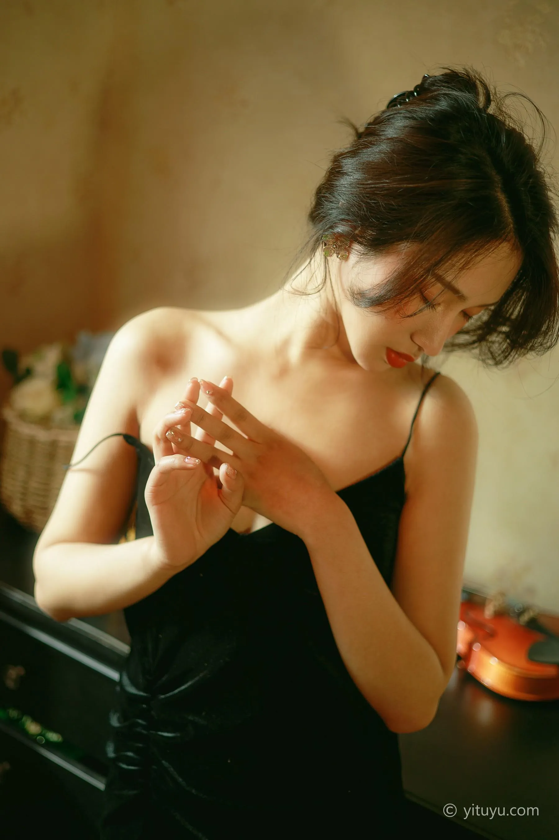 [YITUYU艺图语]2021.03.22 女人花 雯雯 [34P]插图8